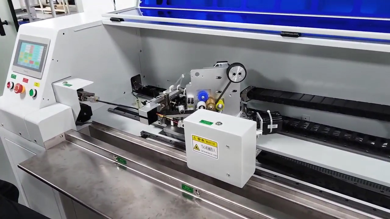 Automatische Kurzdraht-Klebebandwickelmaschine – Präzises Wickeln für kurze Drahtlängen