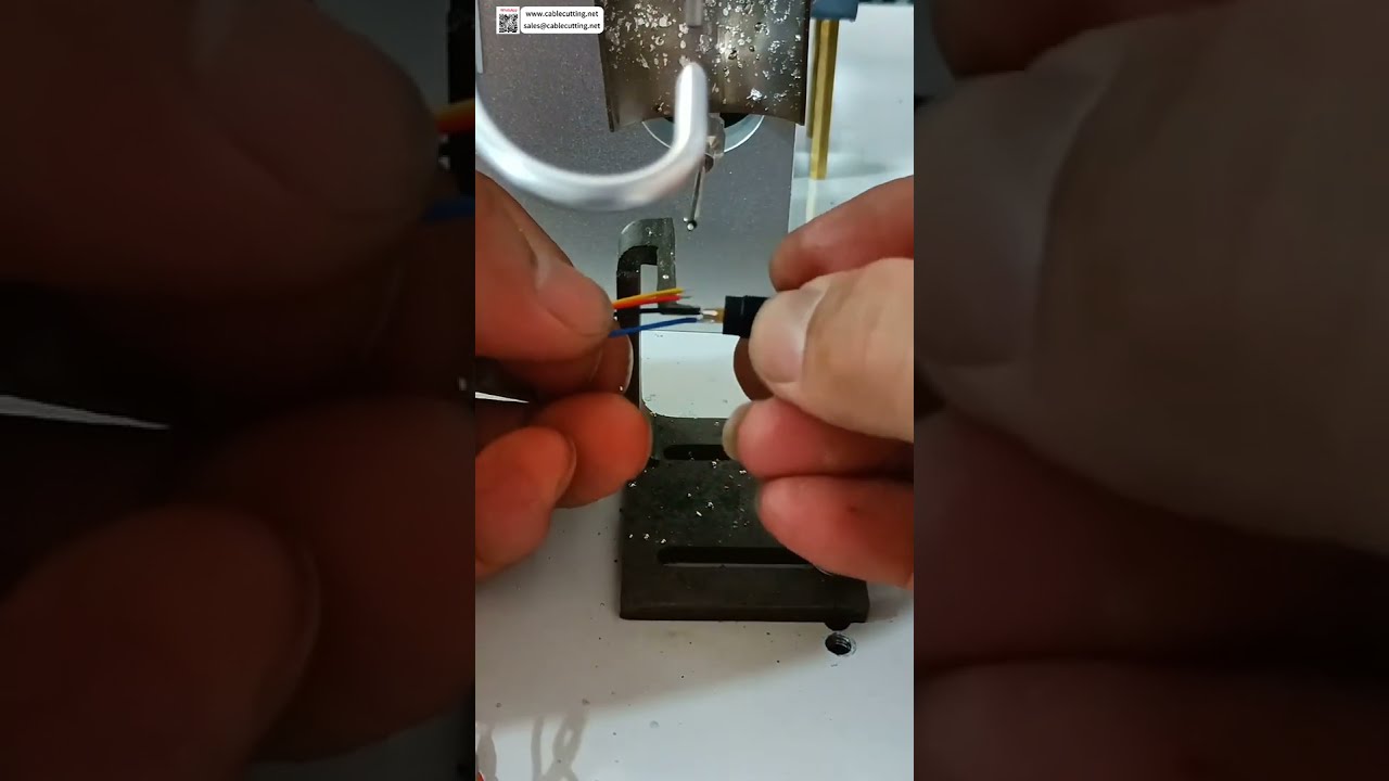 Präzisions-Mikroverbinder-Lötmaschine (halbautomatisch) für makellose, feinste Lötstellen – Hochpräzises Schweißgerät für Mikroverbinder