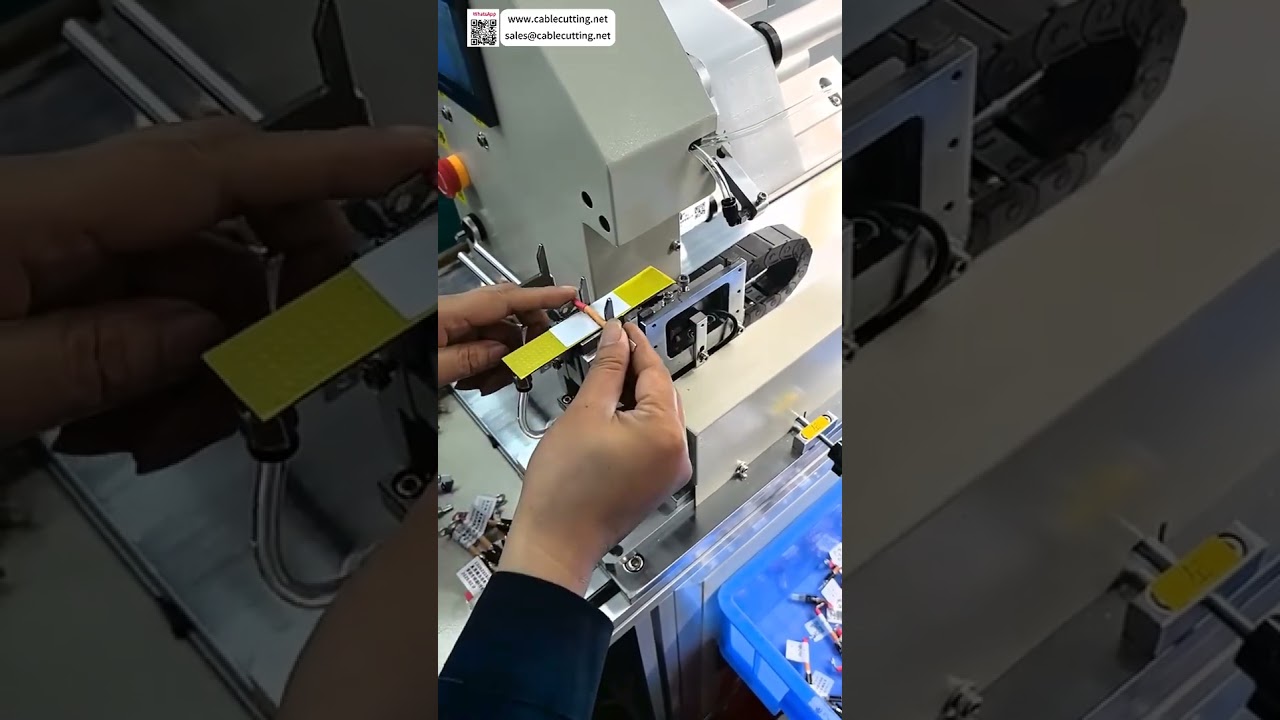 Kabel-Faltetikettiermaschine – Fortschrittliches Etikettieren für die Kabelbaumverarbeitung