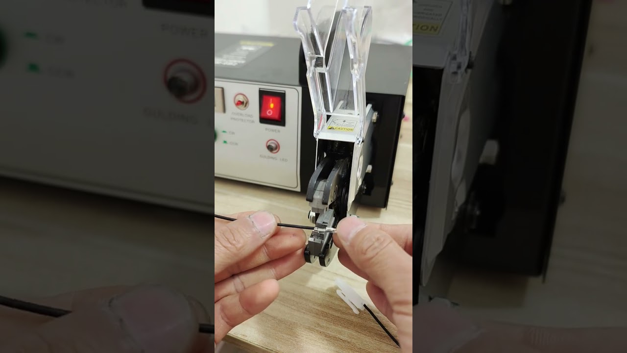 Multifunktionale elektrische Crimpmaschine für Kabelquerschnitte 0,25–16 mm²