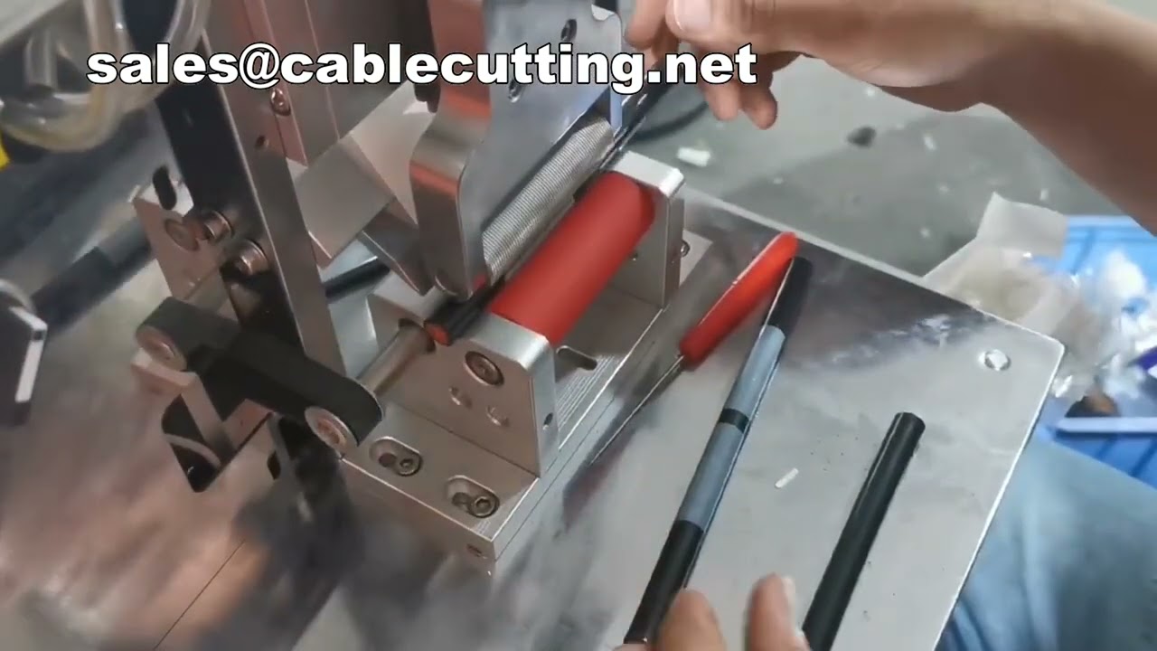 Desktop-Etikettiermaschine für Kabelrollen mit optionalem Drucker – für kurze Leitungen, Ø 3-12 mm