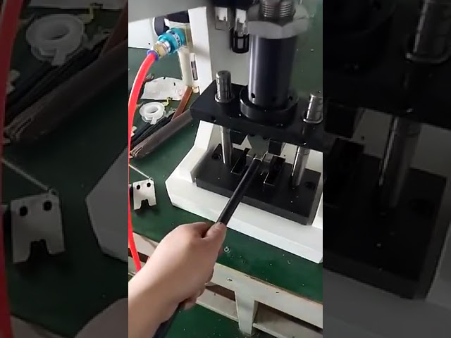 Leistungsstarke hydraulische Kabelfügemaschine | Industrielle Crimpresse