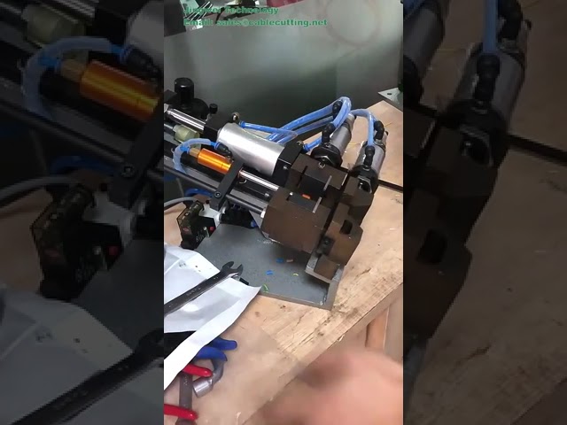 Pneumatische Abisolier-Maschine für Außenmantel und Innenleiterkabel