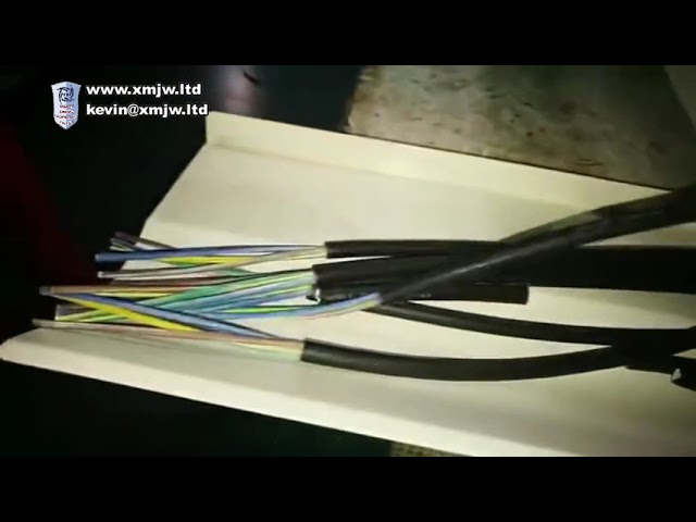 Effiziente Drahtschneide- und Abisoliermaschine für die Elektrogerätefertigung