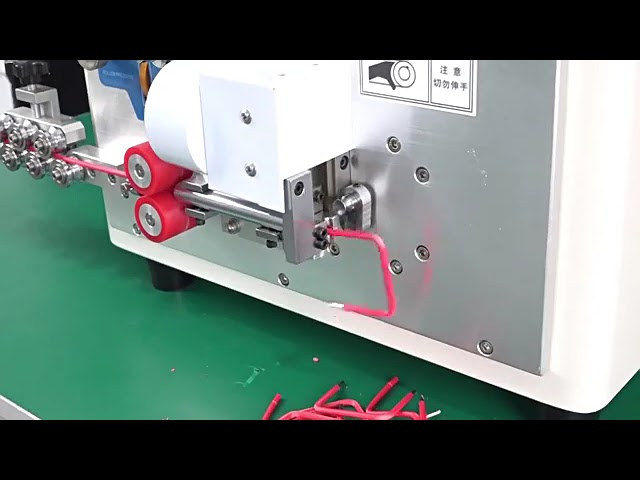 Automatische Drahtabisolier-, Biege- und Abziehmaschine – Pneumatisch mit Touchscreen & 2-Rad-Kabelbieger (30–90 mm)