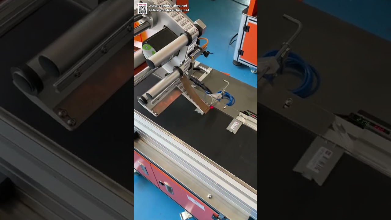 Automatische Flachflächen-Etikettiermaschine für Metallplatten – Präziser Aufkleber-Applikator für Industrieteile