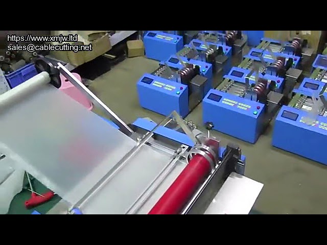 Automatische Schneidemaschine für Rückseitenfolie, Gummibänder und Webschläuche
