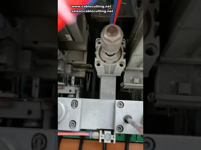 Abisoliermaschine, Verdrill- & Verzinnungsmaschine für 2–9 mm Kabel | 2000–2500 Stück/h für 20–28 AWG (Ladegerät, Kopfhörer)