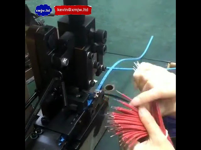 Hochwertige Terminal-Crimpmaschine aus China – Kompatibel mit verschiedenen Werkzeugsätzen, Applikatoren und Formen