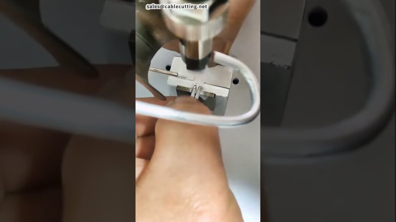 Halbautomatische Lötmaschine & Punktschweißgerät für LEDs | Fabrikautomatisierung #factory #machine