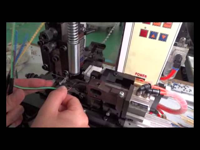 Automatische Abisolier- und Crimpmaschine – Präzise Drahtverarbeitung