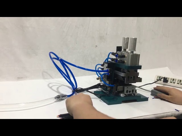 Pneumatische Vertikal-Abisoliermaschine 2 – Effiziente Automatisierung für die Industrie