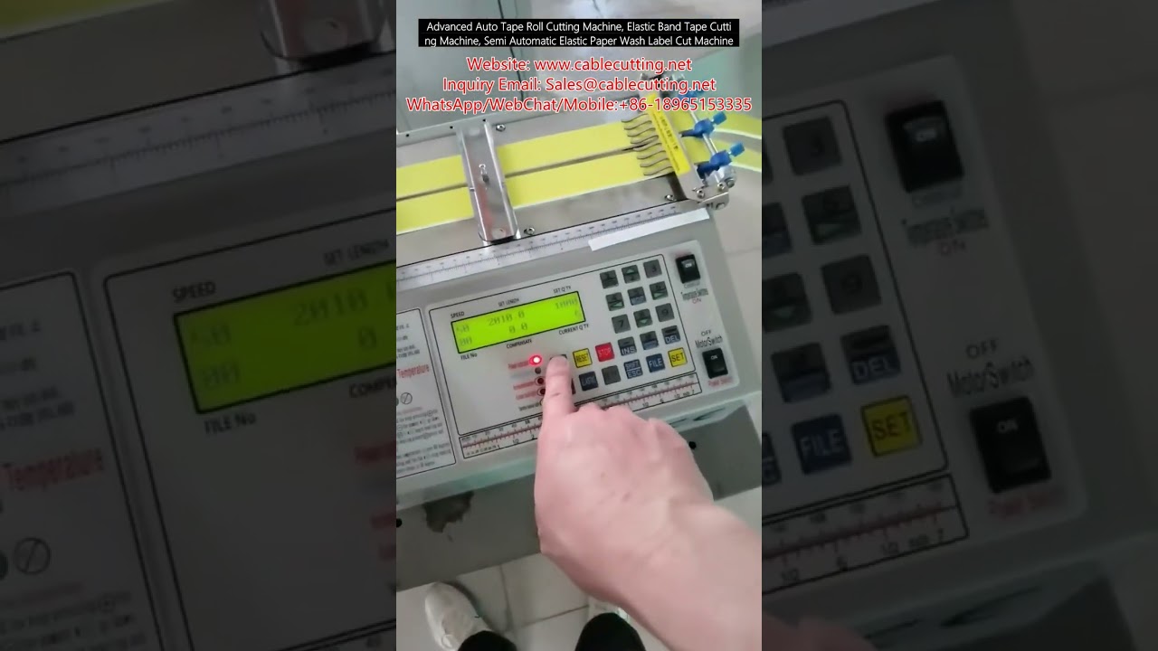 Fortschrittliche automatische Bandrollen-Schneidemaschine für elastische Bänder – halbautomatisch