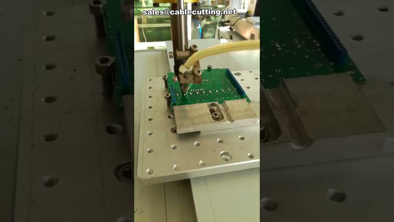 2-Kopf 5-Achsen PCB Roboter Lötmaschine – Präzisionslötanlage für die Elektronikfertigung